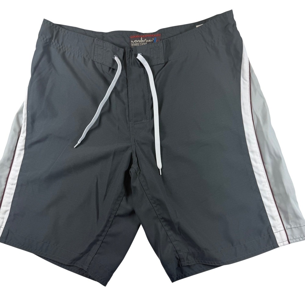 Wonderwall Mens Board Shorts 34 Gray White Striped Swim Trunks 2320-650500-377